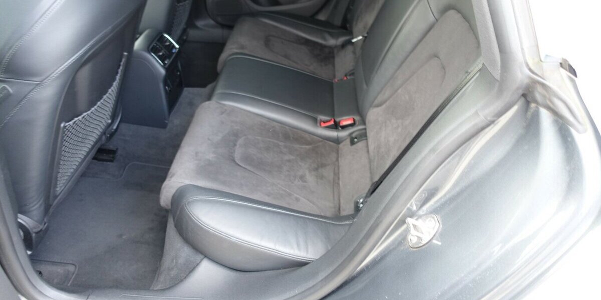 Audi A5 3.0 TDI quattro Bi-Xenon Standh. PDC Kamera S-L 146.000 km 17.950 &euro; Neumarkt/OPf 92318