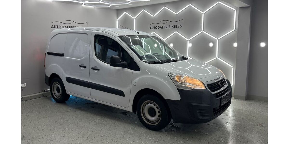 Peugeot Partner 160.000 km 6.951 &euro; Nordenham 26954