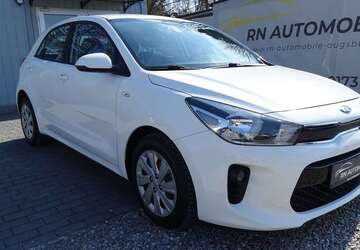 Kia Rio 84.500 km 7.990 &euro; Königsbrunn 86343