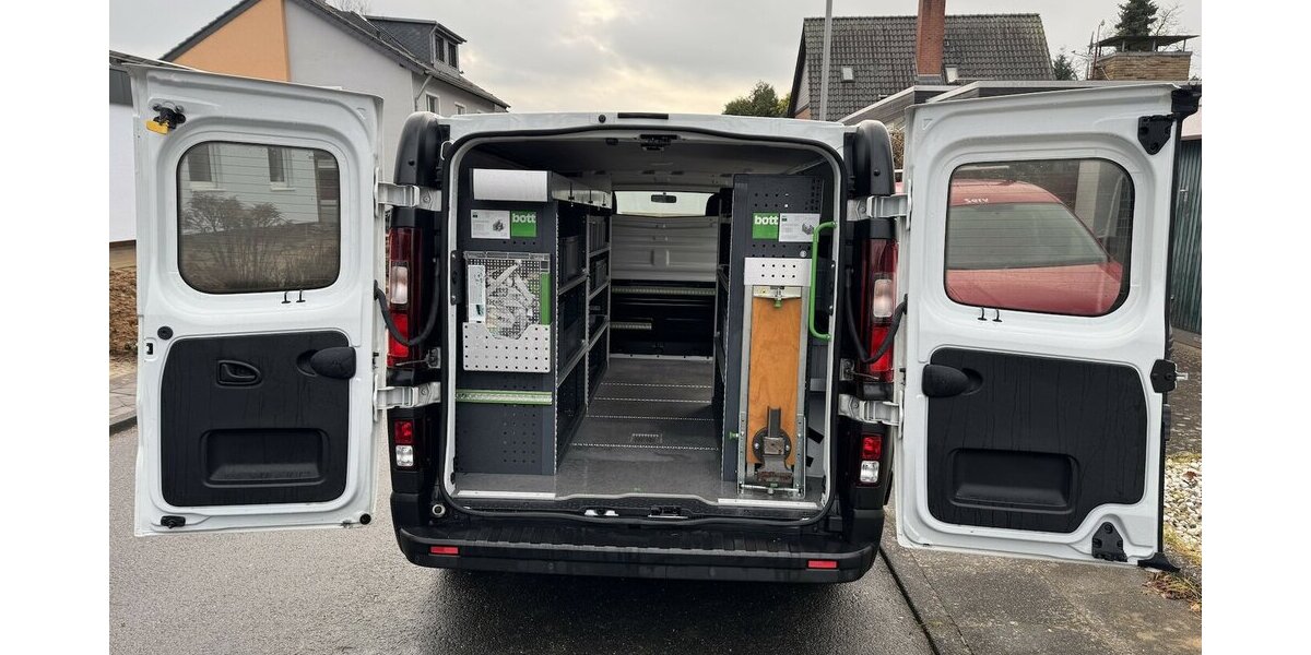 Renault Trafic L2H1 N1 Sth Regale/Schraubst EU6 GARANTIE 85.000 km 18.000 &euro; Erftstadt 50374