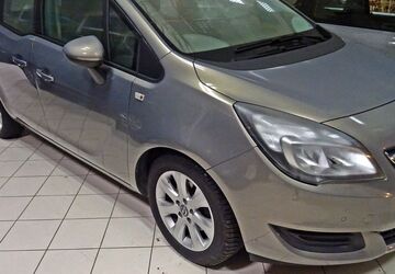 Opel Meriva 104.800 km 8.600 &euro; Pfullendorf 88630
