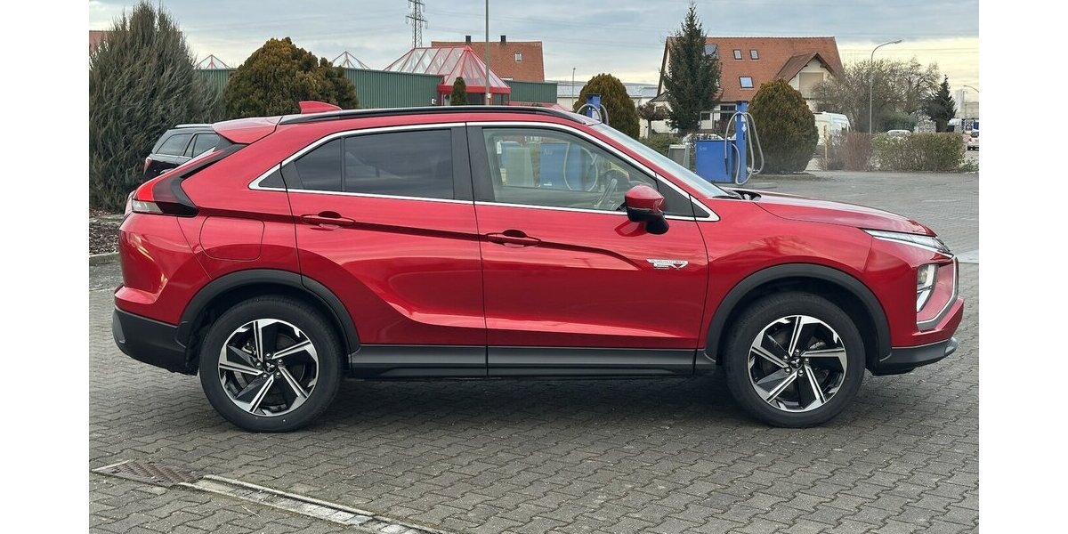 Mitsubishi Eclipse Cross Basis Hybrid 4WD 37.600 km 23.990 &euro; Donauwörth 86609