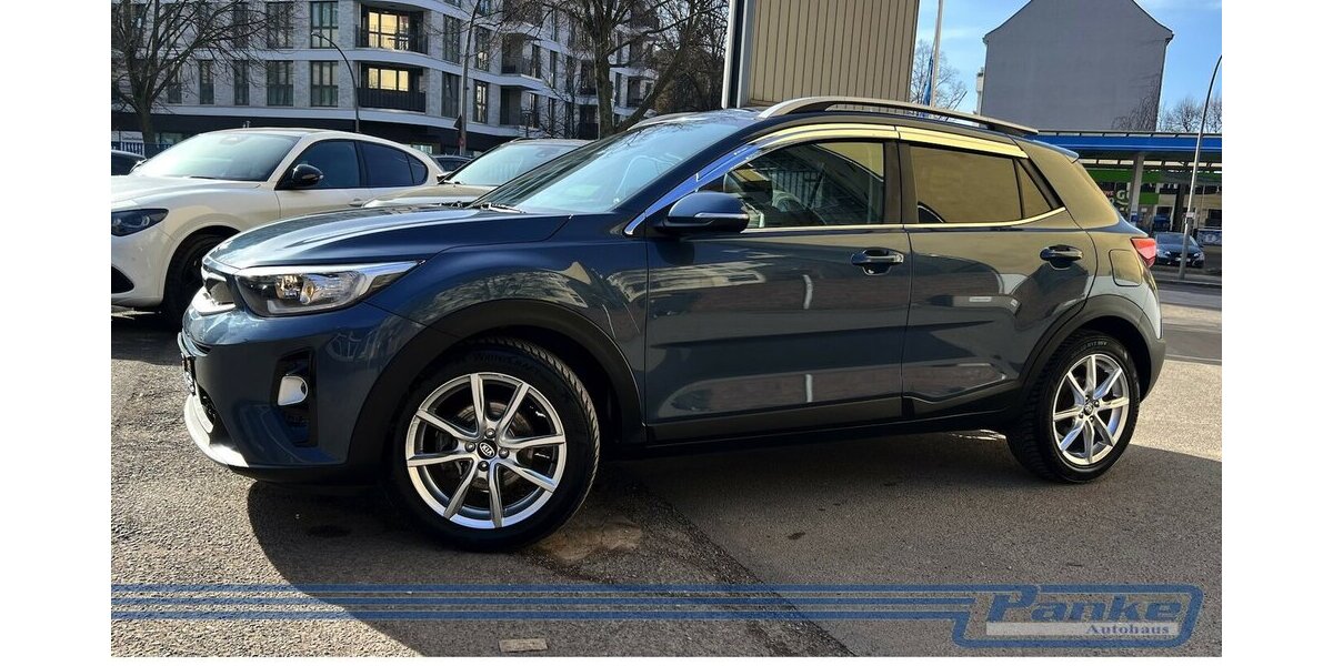 Kia Stonic Spirit 1.0*NAV*SHZ*RFK*BT*TotW*LED* 75.000 km 9.990 &euro; Berlin 13187