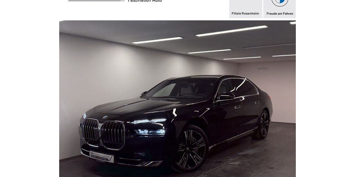 BMW 750 4.965 km 116.850 &euro; Rosenheim 83026