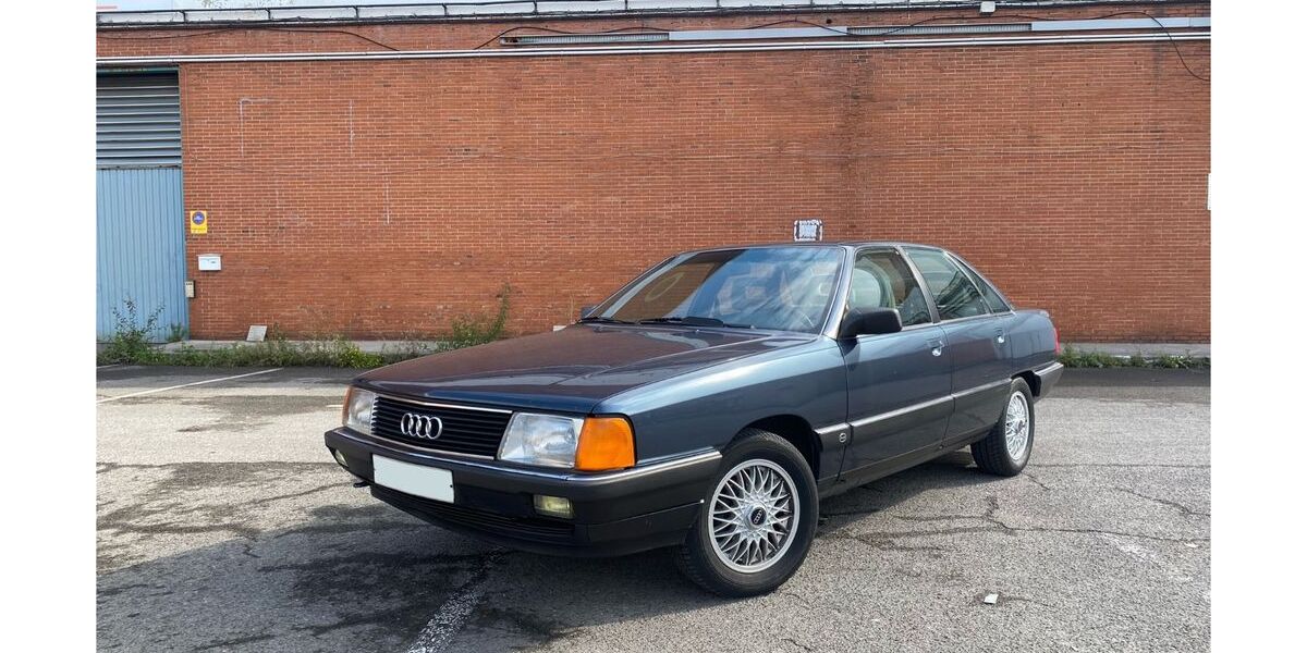 Audi 100 111.580 km 7.700 &euro; Oldenburg 26131