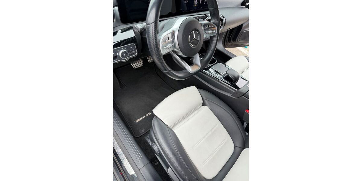 Mercedes-Benz A 180 129.900 km 16.800 &euro; Hollingstedt 24876