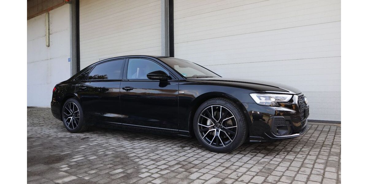 Audi A8 16.000 km 93.000 &euro; Passau 94034