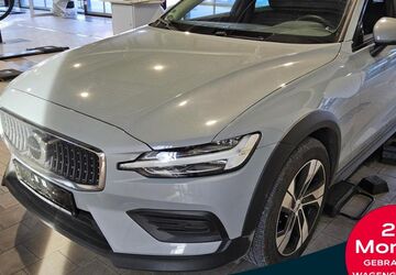 Volvo V60 Cross Country 33.967 km 34.590 &euro; Essen-Kray 45309