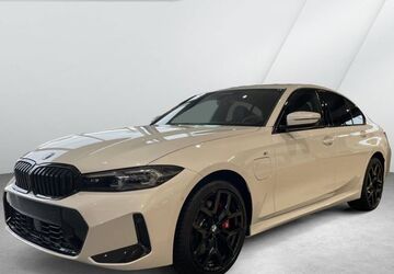 BMW 330 5.130 km 63.600 &euro; Bremerhaven 27572