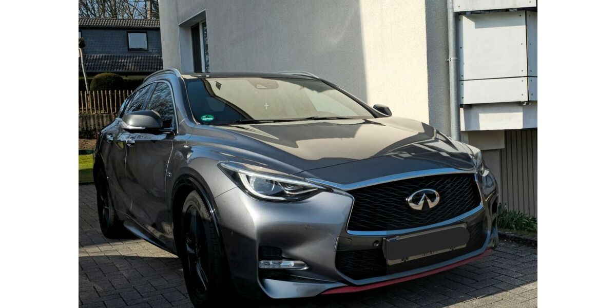INFINITI Q30 203.625 km 10.500 &euro; Finnentrop 57413