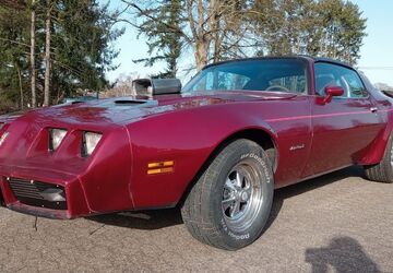 Pontiac Firebird 68.000 km 11.900 &euro; Saarbrücken 66113
