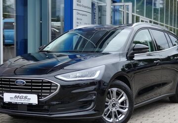 Ford Focus 5.000 km 27.846 &euro; Radebeul 01445