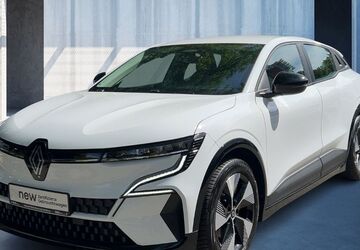 Renault Megane E-TECH 15.994 km 24.990 &euro; Hamburg 22763