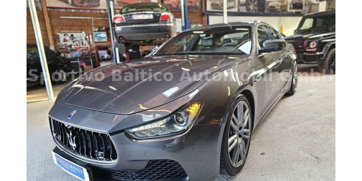 Maserati Ghibli 88.400 km 23.400 &euro; Heilshoop 23619