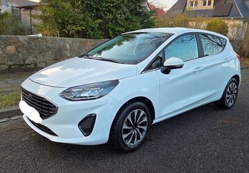Ford Fiesta 9.980 km 13.900 &euro; Bad schwartau 23617