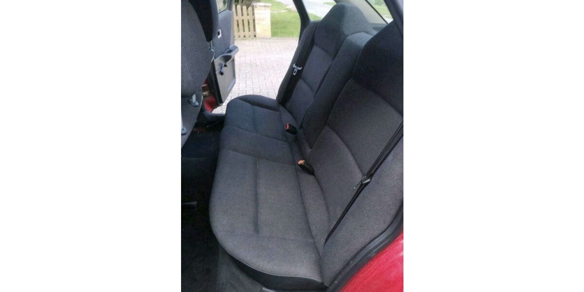 Audi 80 139.682 km 2.700 &euro; Reinberg 