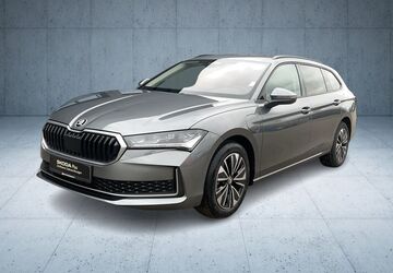 Skoda Superb 9.900 km 44.870 &euro; Neutraubling 93073