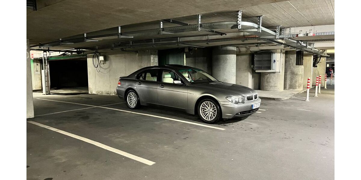 BMW 760 190.000 km 22.999 &euro; München 81679