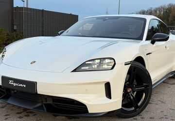 Porsche Taycan 9.900 km 127.690 &euro; Kaiserslautern 67657