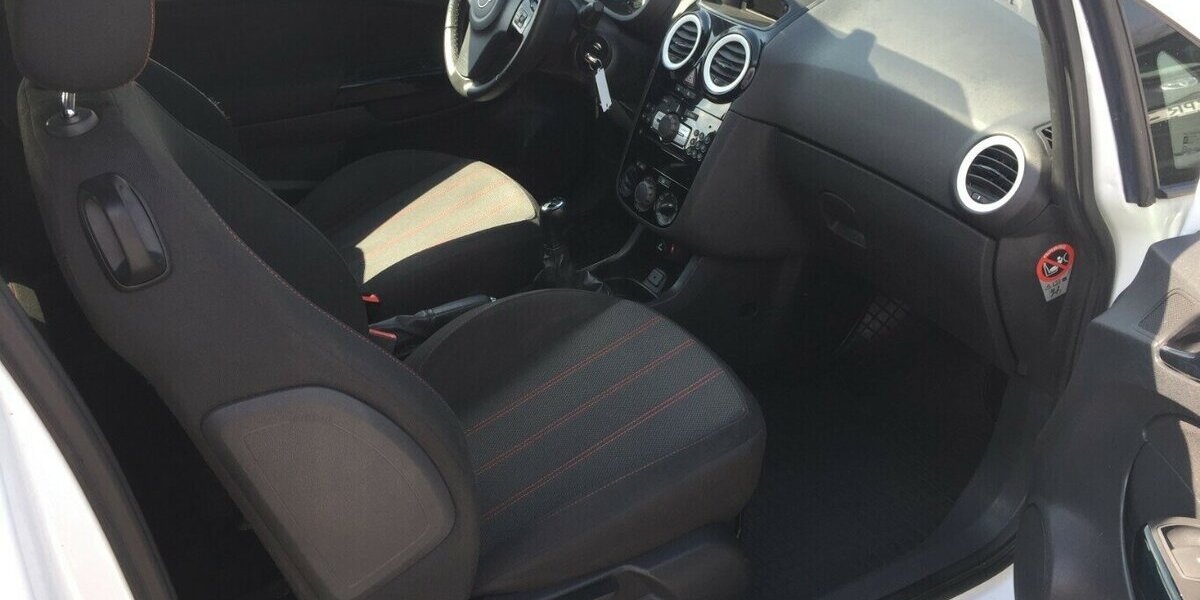 Opel Corsa Edition,Klima,Alu,el.Fh. usw.! 124.000 km 4.750 &euro; Himmelkron 95502