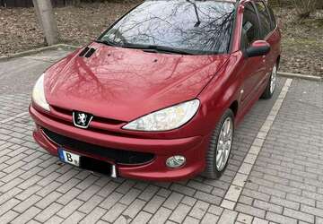 Peugeot 206 130.000 km 2.700 &euro; berlin 13158
