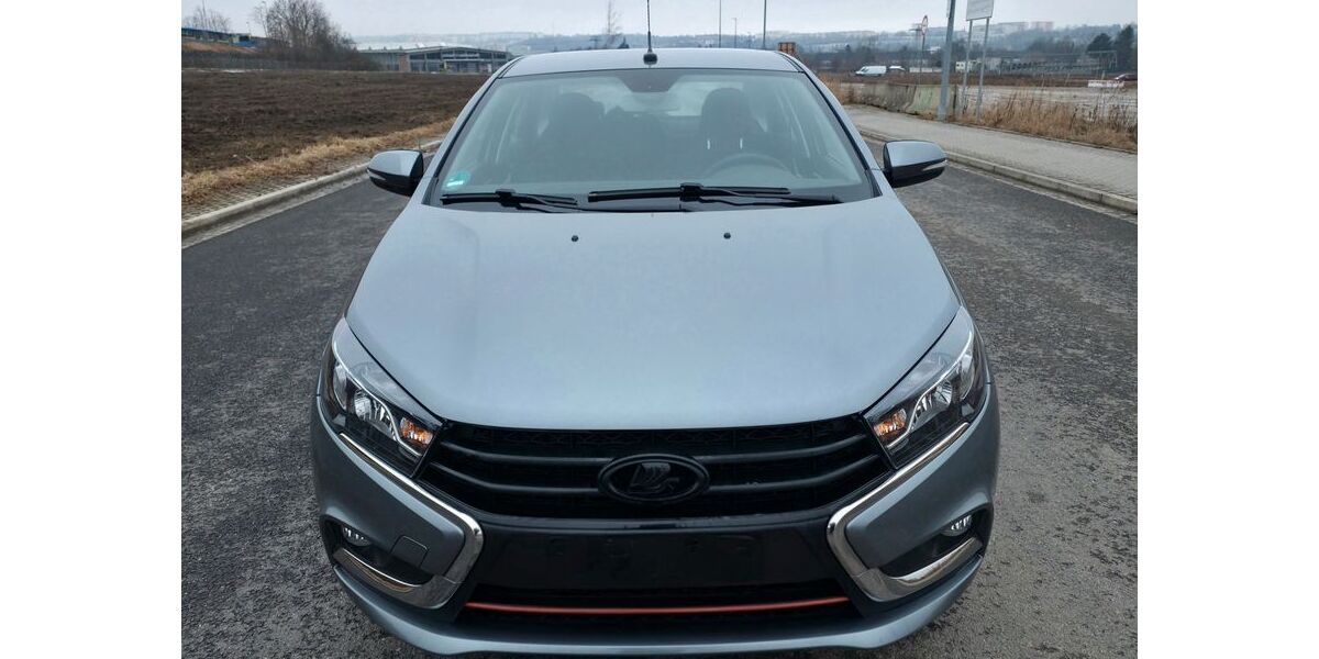 Lada Vesta 36.622 km 9.000 &euro; Chemnitz 09126