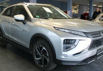 Mitsubishi Eclipse Cross Plug-In-Hybrid 4WD Basis 44.849 km 17.980 &euro; Euskirchen 53881