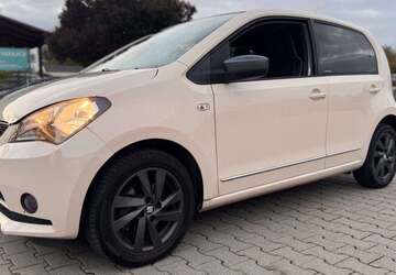 Seat Mii 87.000 km 5.999 &euro; München 81825