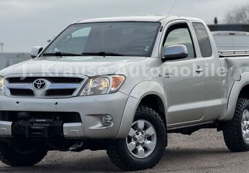Toyota Hilux 169.454 km 11.900 &euro; Hammah 21714