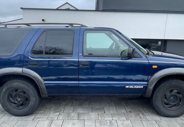 Chevrolet Blazer 185.000 km 3.800 &euro; Kist 87270