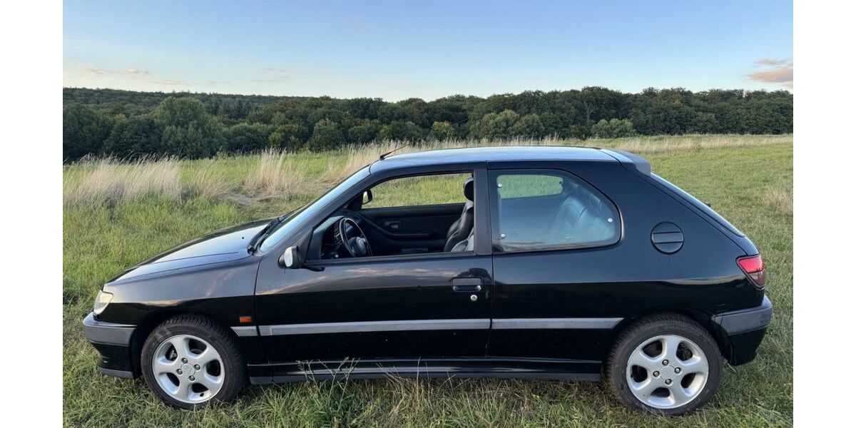 Peugeot 306 233.000 km 3.000 &euro; Illingen 66557