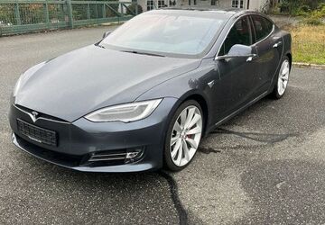 Tesla Model S 66.573 km 27.999 &euro; Weiherhammer 92729