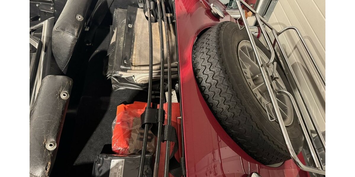 Morgan Plus 8 Early Bird mit zauberhafter Patina 78.000 km 34.999 &euro; Hamburg 22339