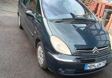 Citroen Xsara Picasso 188.000 km 2.699 &euro; Marisfeld 98530