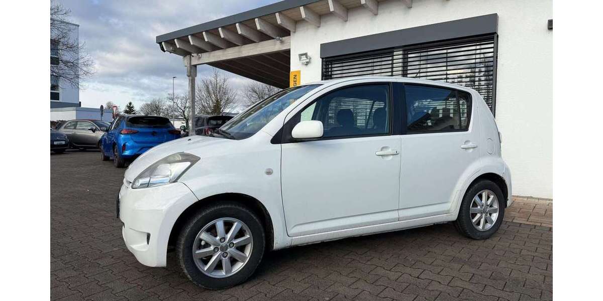 Daihatsu Sirion 184.100 km 1.900 &euro; Großostheim 63762