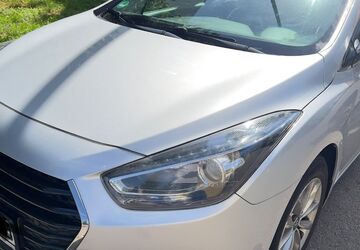 Hyundai i40 112.000 km 9.950 &euro; Hamburg 22145