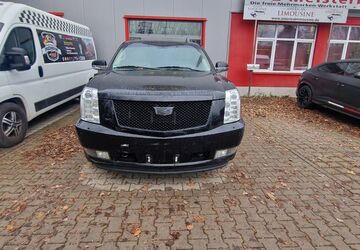 Cadillac Escalade 206.000 km 13.990 &euro; Puchheim 82178