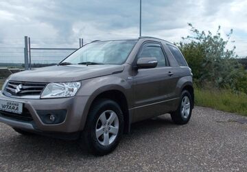 Suzuki Grand Vitara 98.000 km 13.900 &euro; Weißenfels 06667