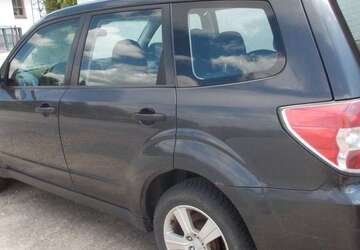 Subaru Forester 194.000 km 1.999 &euro; Schierling 84069