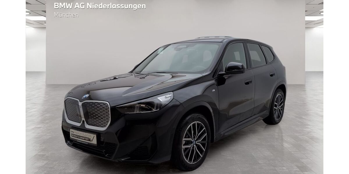 BMW iX1 1.167 km 53.901 &euro; München 80939