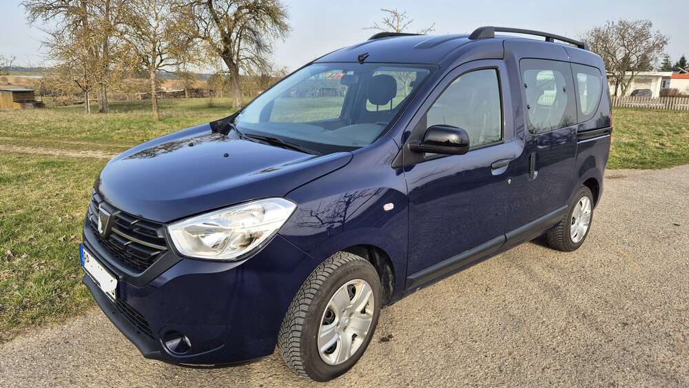 Dacia Dokker 83.000 km 12.200 &euro; Herrenberg 71083