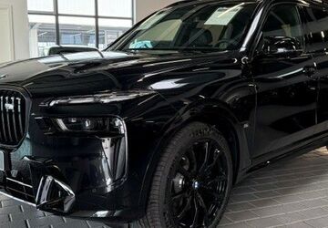BMW X7 M60 17.999 km 117.599 &euro; Bayreuth 95447