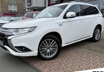 Mitsubishi Outlander 52.526 km 20.950 &euro; Bocholt 46397