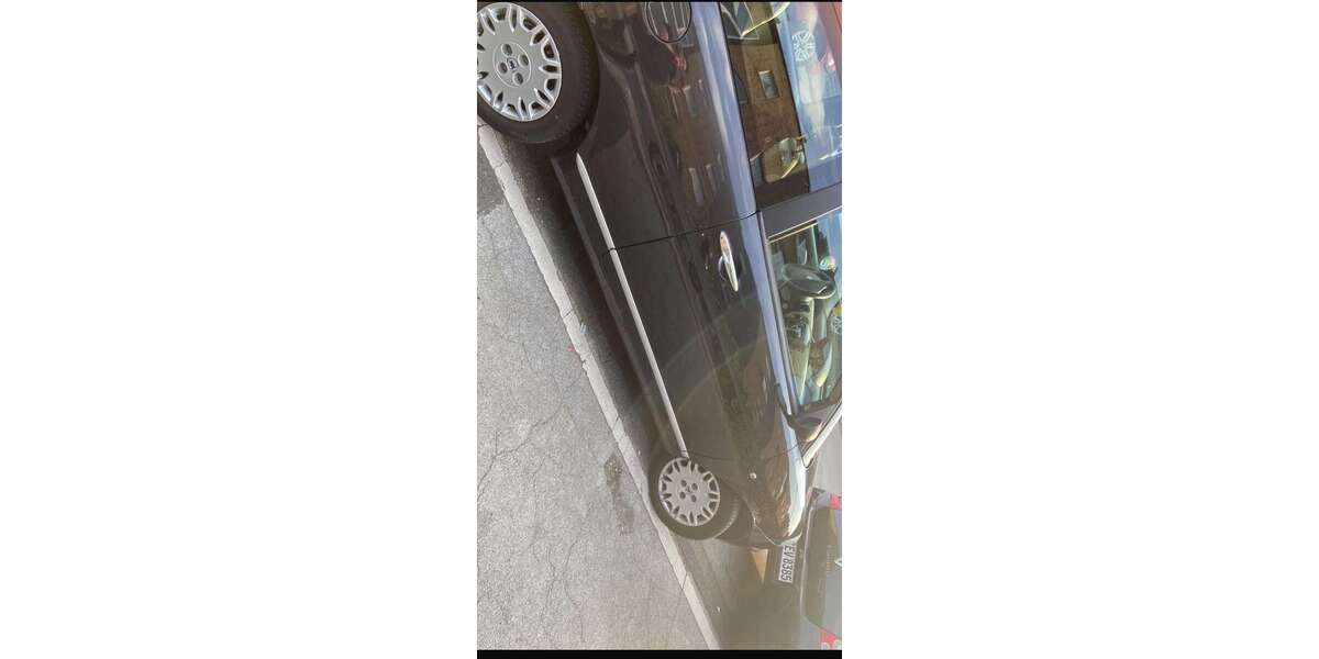 Lancia Ypsilon 150.000 km 1.900 &euro; frechen 50226