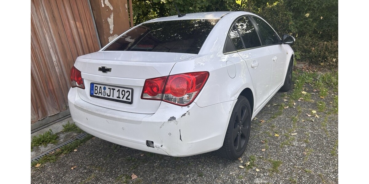 Chevrolet Cruze 292.000 km 2.300 &euro; Strullendorf 96129