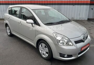 Toyota Corolla Verso 88.100 km 7.395 &euro; Dresden 01279