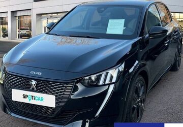 Peugeot 208 30.110 km 17.990 &euro; Hamburg 22529