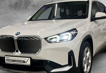 BMW iX1 16.500 km 42.293 &euro; Krefeld 47800