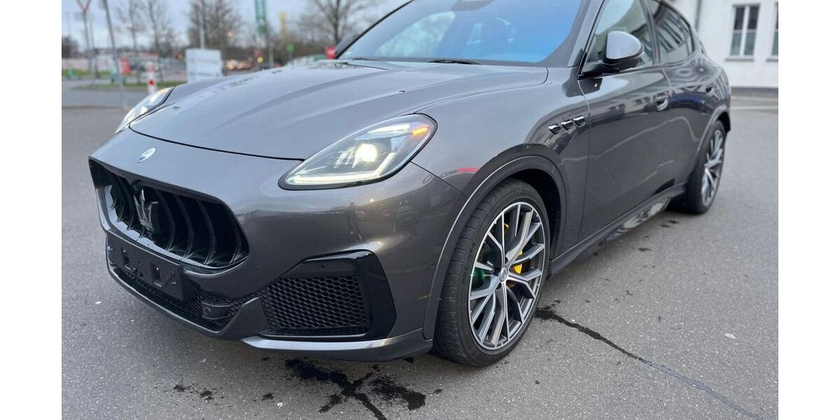 Maserati Grecale 42.428 km 77.980 &euro; Köln 50829