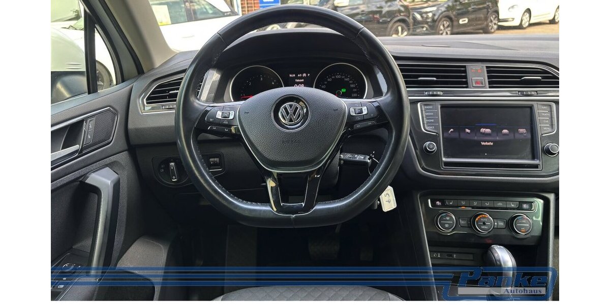 VW Tiguan Comfortline BMT Start-Stopp DSG*PDC*SHZ* 173.609 km 13.990 &euro; Berlin 13187